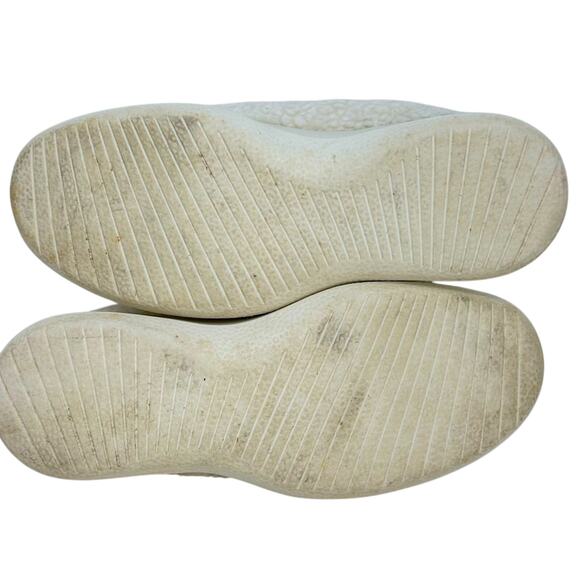 allbirds Woolen Fluffs Sneakers - Cream/White - Picture 9 of 9